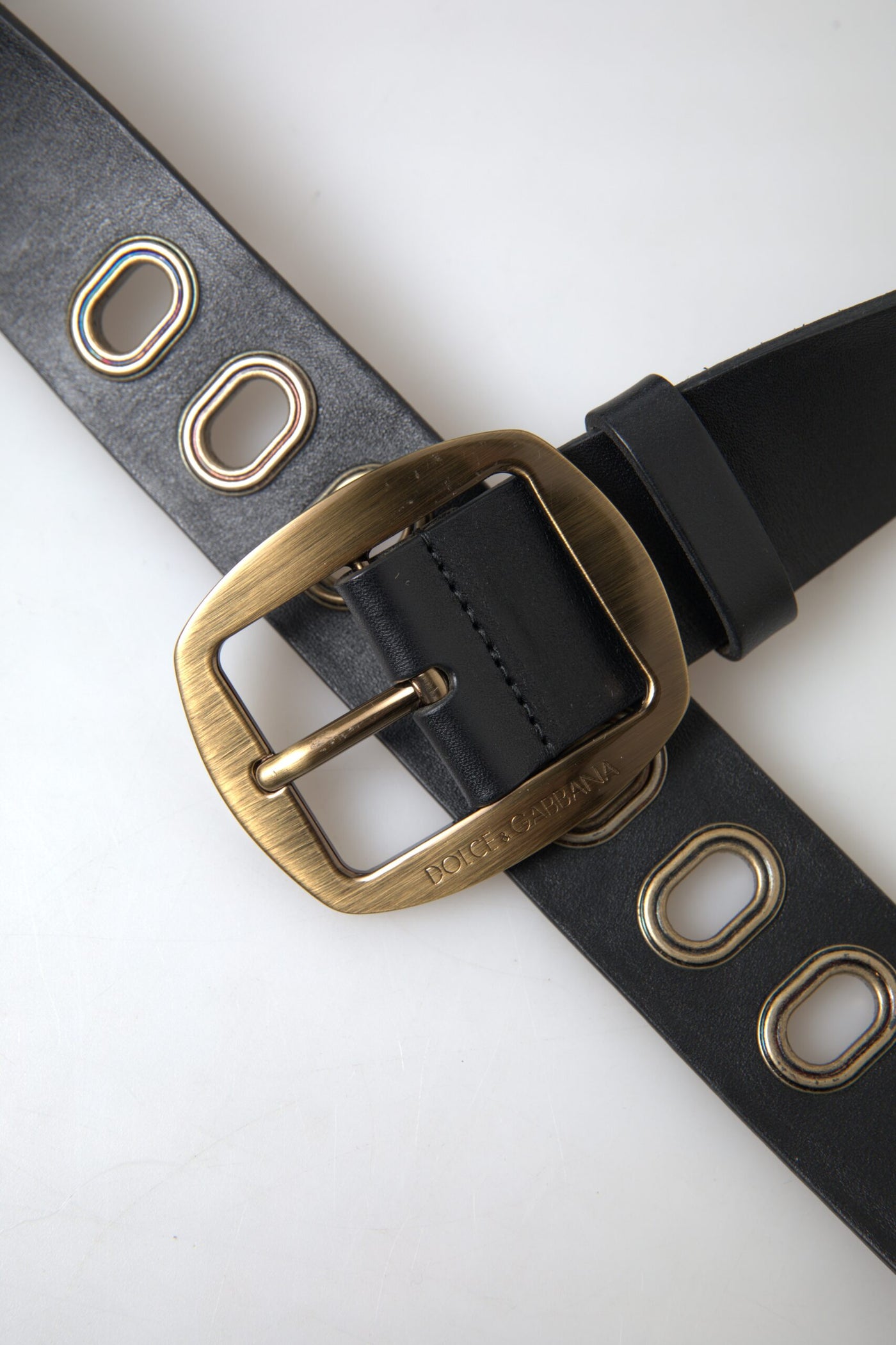 Black Leather Gold Metal Buckle Men Belt