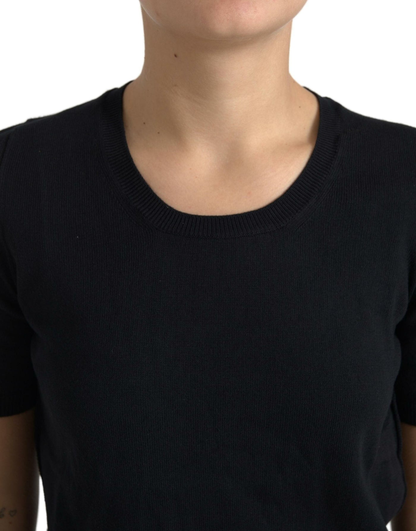 Black Cotton Crew Neck Short Sleeves Top