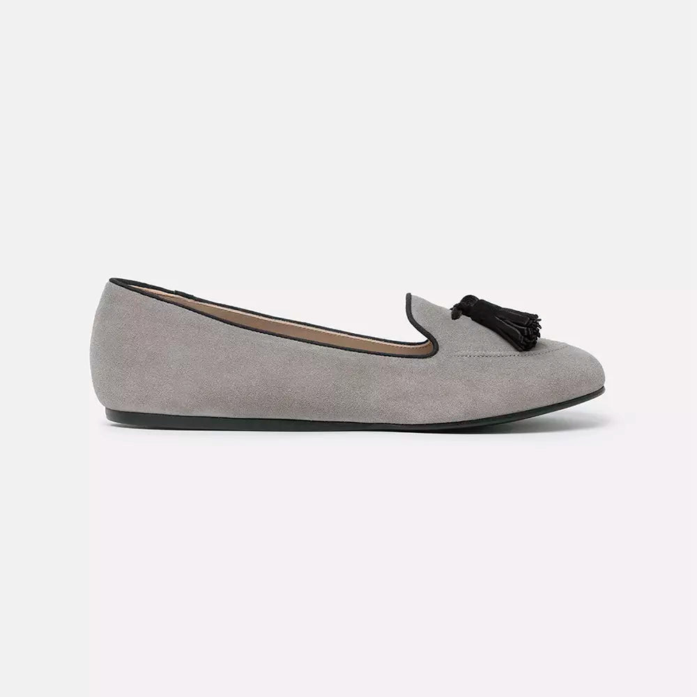 Gray Leather Flat Shoe