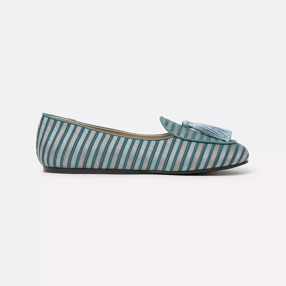 Light Blue Leather Flat Shoe