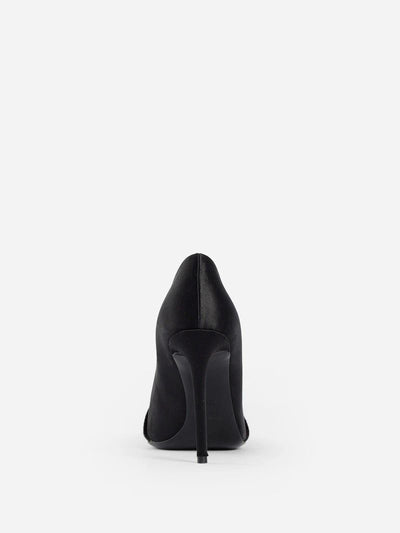 Black Leather Pump