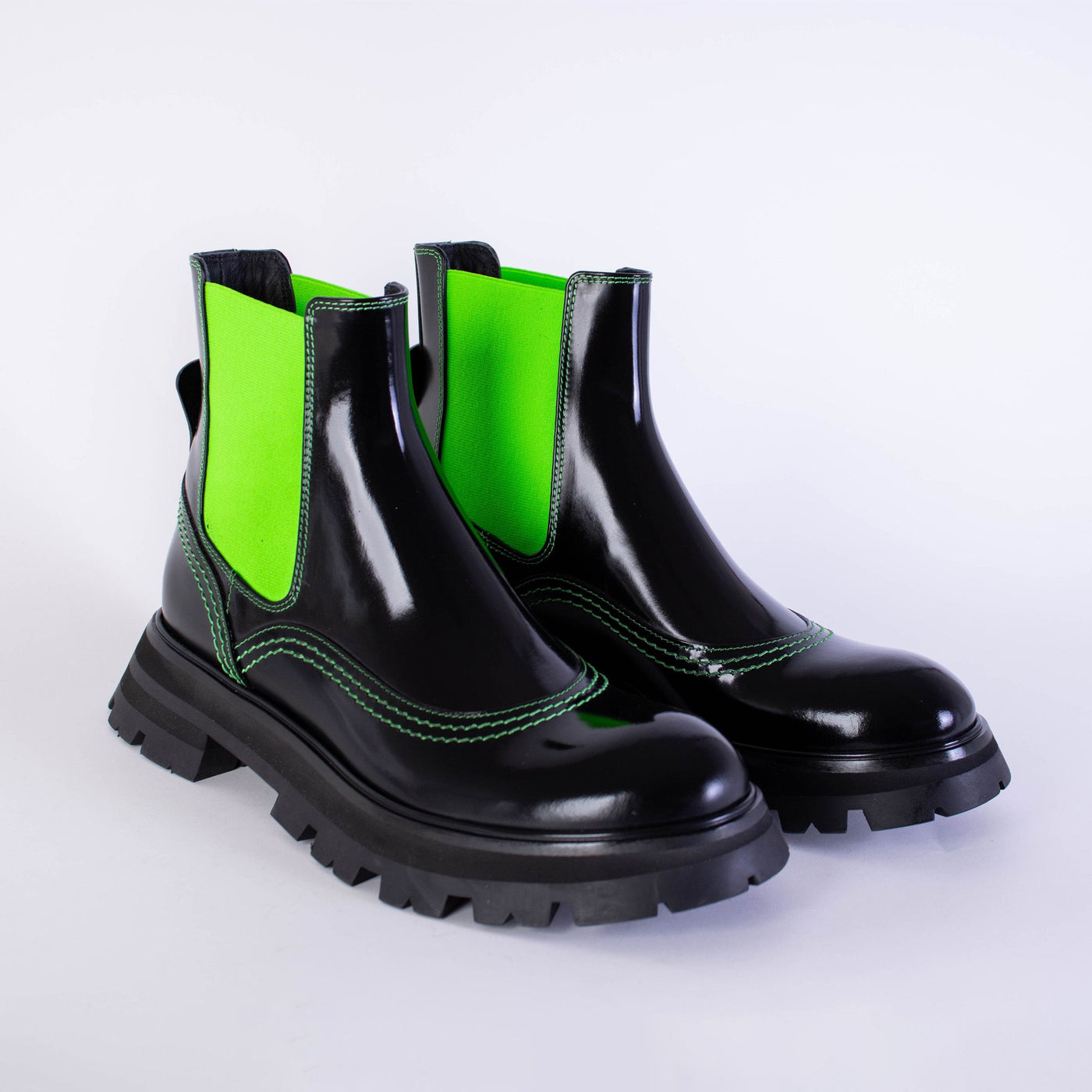 Black Leather Fluo Inserts Chelsea Boots